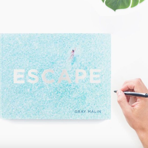 Gray Malin's ESCAPE - Signed Collectors Edition - Picture 1 of 5